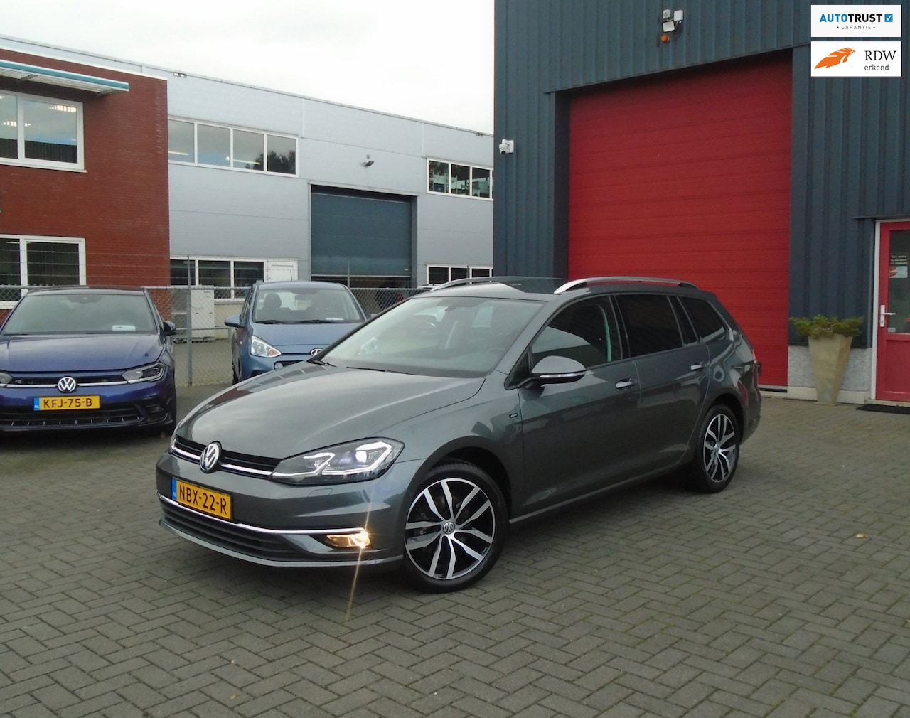 Volkswagen Golf Variant - 1.5 TSI Highline Business R 1.5 TSI Highline Business R,Trekhaak,Navi,Cruise - AutoWereld.nl