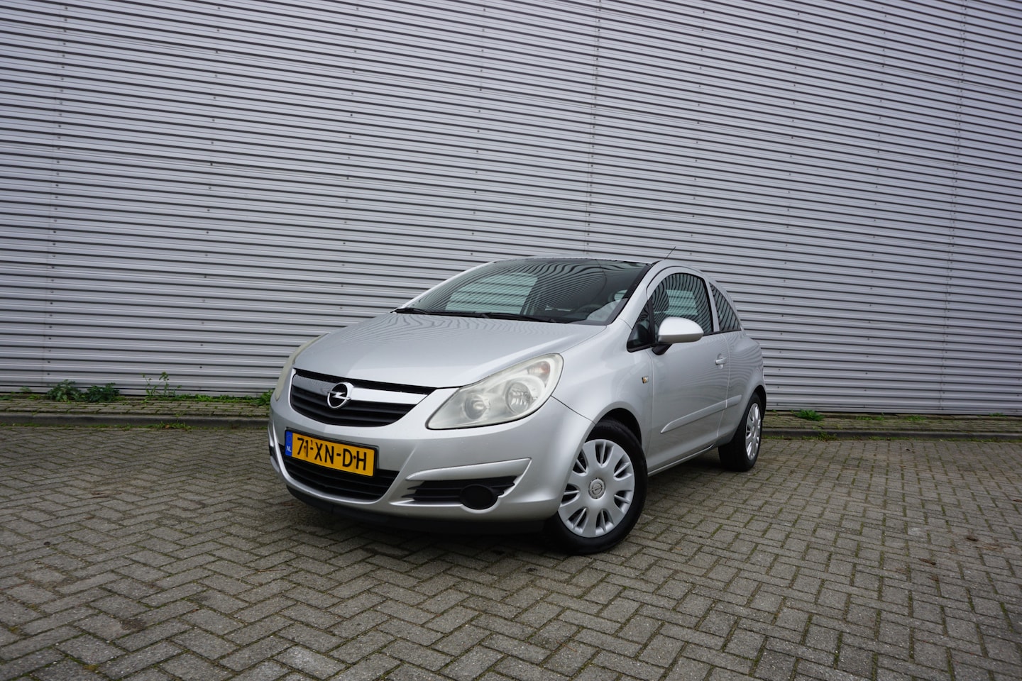 Opel Corsa - 1.2-16V Business Airco / Cruise / Elektr. ramen / NAP - AutoWereld.nl
