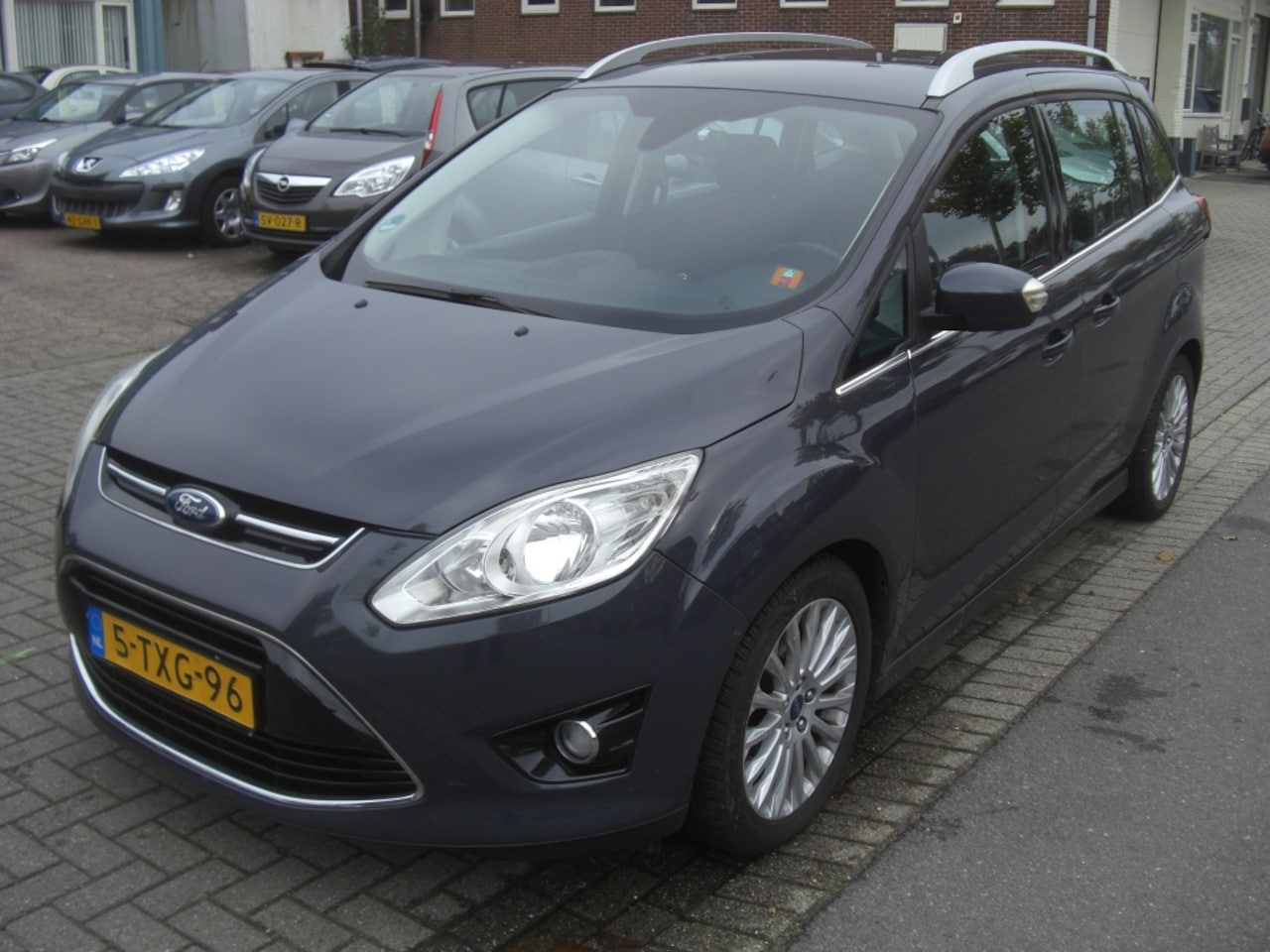 Ford Grand C-Max - apk 9.27 1.0 Titanium airco - AutoWereld.nl