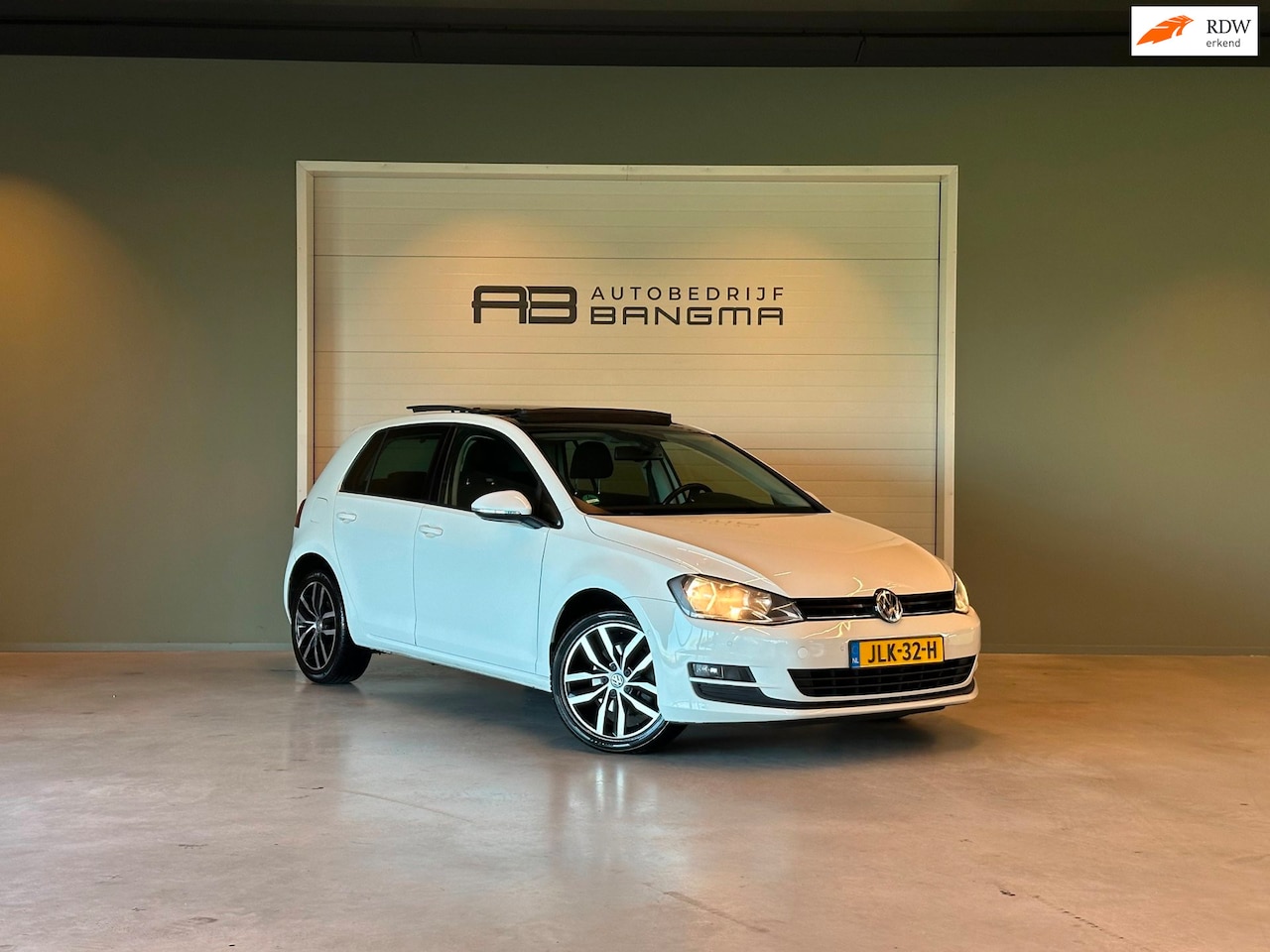 Volkswagen Golf - 1.2 TSI 5-DEURS EASYLINE-uitv|CLIMA AIRCO|PANORAMADAK|NAVIGATIE|LM-VELG|BLUETOOTH|ISOFIX|U - AutoWereld.nl