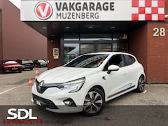 Renault Clio - 1.6 E-Tech Hybrid 140 Serie Limitee E-TECH // KEYLESS // HALF LEDER // 360 CAMERA+SENSOREN