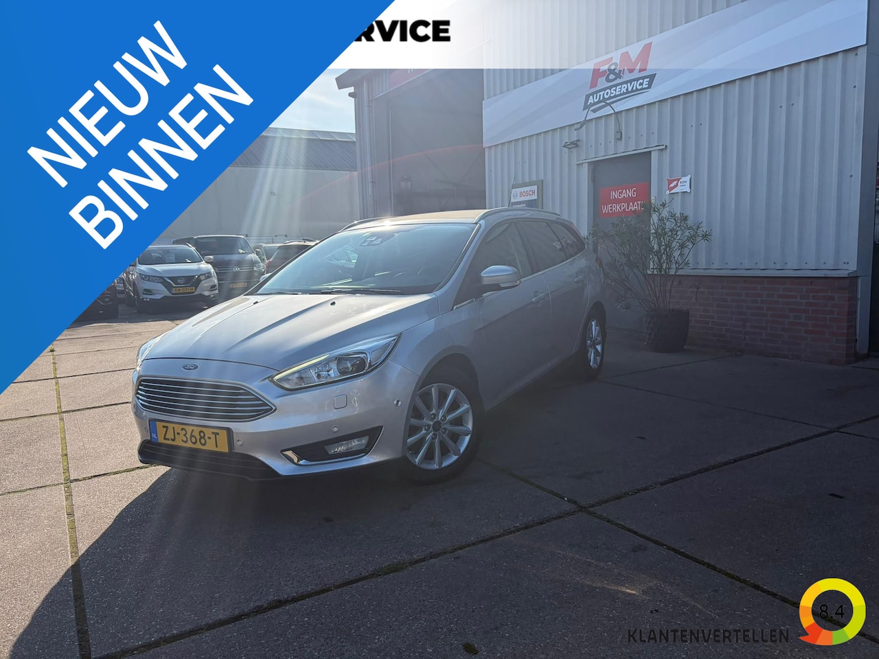 Ford Focus Wagon - 1.5 Red Edition distributieriem is vv, clima, cruise, pdc, trekhaak afneembaar, stoel-stuu - AutoWereld.nl