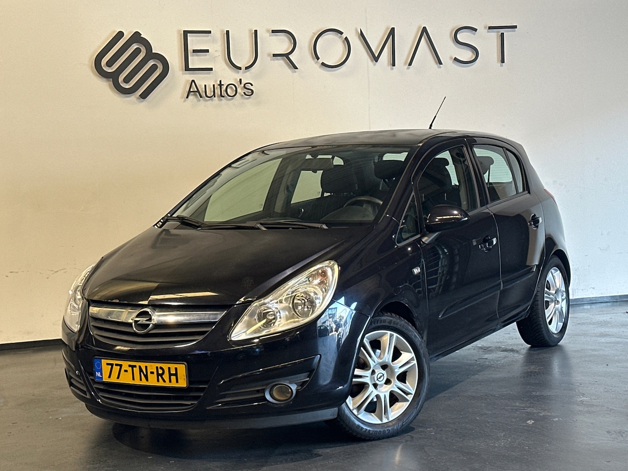 Opel Corsa - 1.2-16V Enjoy Airco Nieuw apk 5deurs - AutoWereld.nl