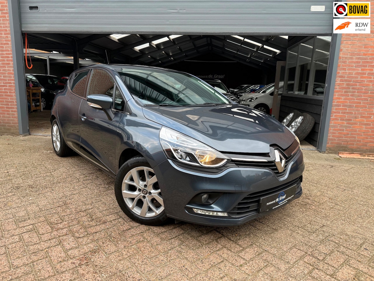 Renault Clio - 1.2 Limited|CRUISE/NAVI/PDC/BLEUTOOTH|DBRIEM NW/KM 102600 - AutoWereld.nl