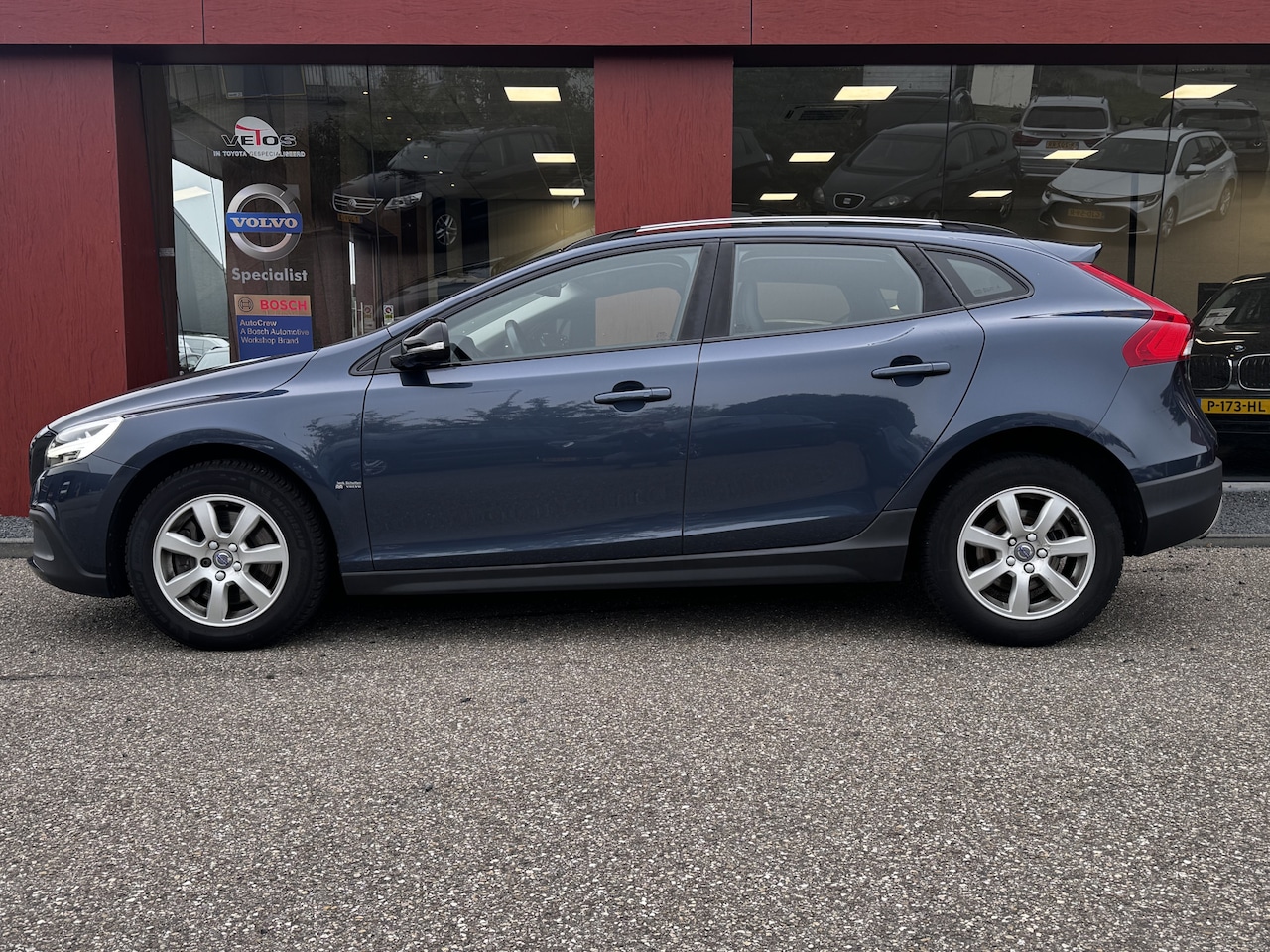 Volvo V40 Cross Country - 1.5 T3 Summum 1.5 T3 Summum - AutoWereld.nl