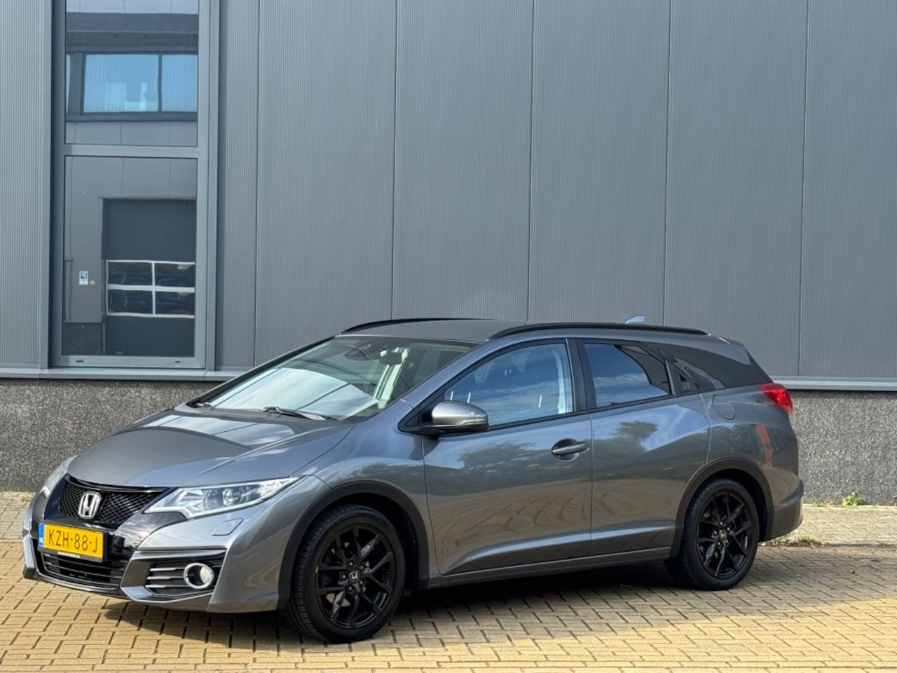 Honda Civic Tourer - 1.8 Elegance Style Edition Aut - AutoWereld.nl