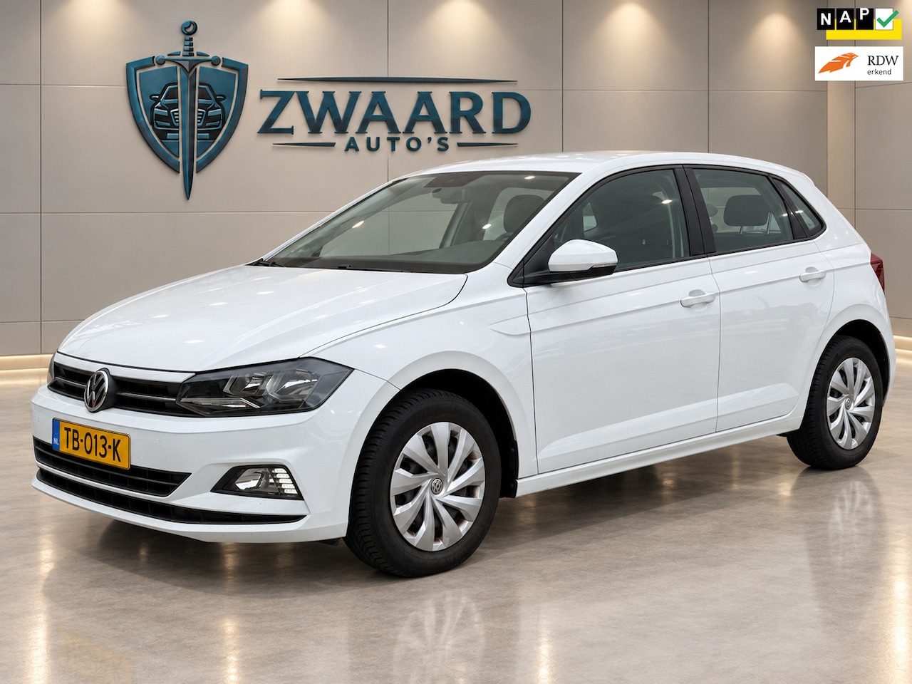 Volkswagen Polo - 1.6 TDI Comfortline / Airco / Adaptief Cruise / Navi / Carplayl Dstr vv 175dkm l - AutoWereld.nl