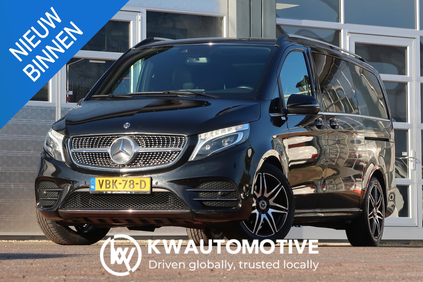 Mercedes-Benz V-klasse - 300d 4-MATIC Lang DC Avantgarde Edition AUT/ PANO/ 360/ ACC/ LEDER/ TREKHAAK - AutoWereld.nl