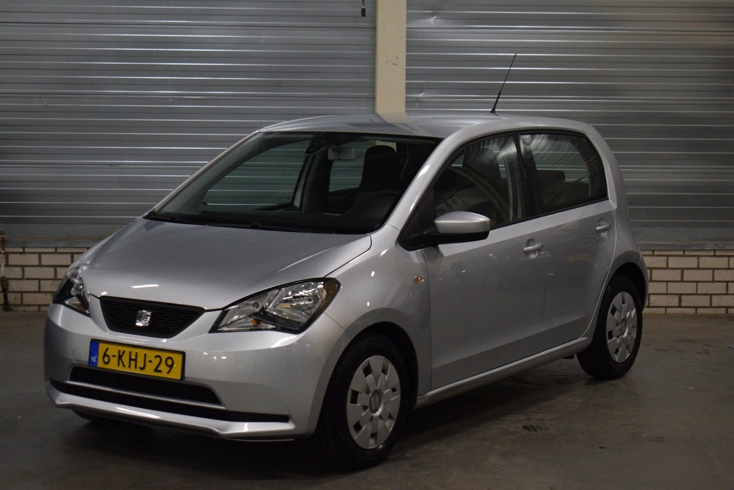 SEAT Mii - 1.0 Style 69.000KM + Airco - AutoWereld.nl