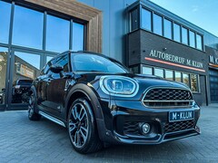 MINI Countryman - 2.0 Cooper S ALL4 John Cooper Works F1 aut/Pano/19"Jcw/Camera/Navi