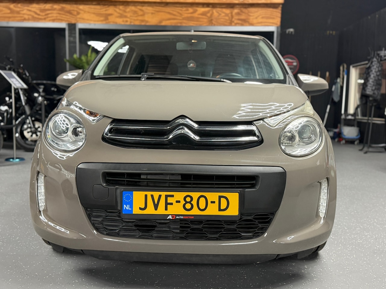 Citroën C1 - 1.0 VTi Shine 1.0 VTi Shine - AutoWereld.nl