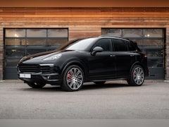 Porsche Cayenne - 3.0 S E-Hybr 416pk | SportDesign | BOSE | Camera