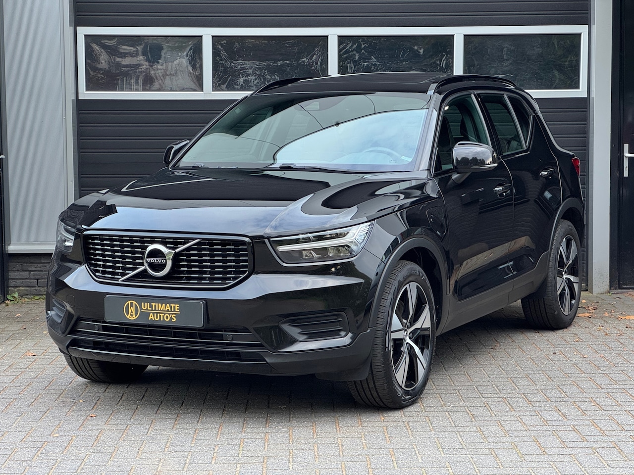 Volvo XC40 - 1.5 T5 Recharge Inscription Trekhaak, Pano, Camera, Stoelverwarming, Led, Navi, - AutoWereld.nl