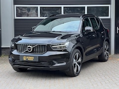 Volvo XC40 - 1.5 T5 Recharge Inscription Trekhaak, Pano, Camera, Stoelverwarming, Led, Navi,