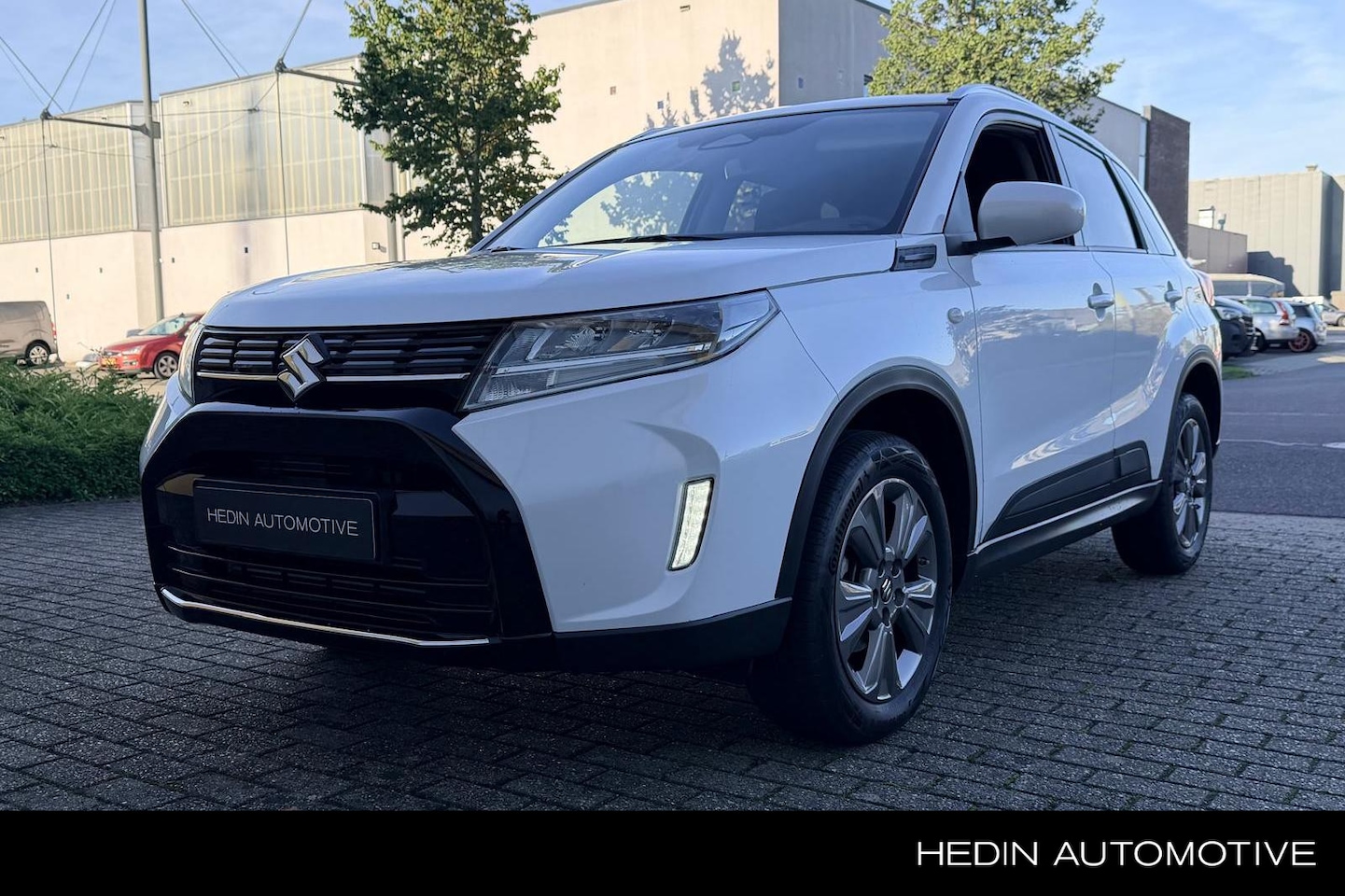 Suzuki Vitara - 1.4 Boosterjet Select Smart Hybrid Airco | Navigatie | Camera | LM velgen | Parkeersensore - AutoWereld.nl