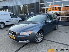 Volvo V70 - 2.4 D5 Summum 2009 Grijs | Automaat |