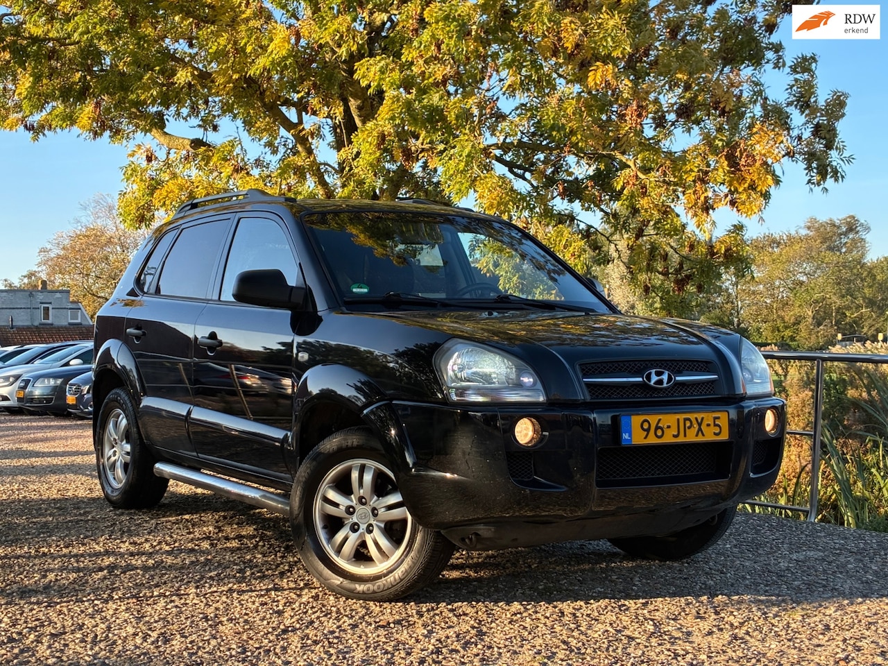 Hyundai Tucson - 2.0i Dynamic Executive | Cruise + Airco nu € 2.450,-!!! - AutoWereld.nl
