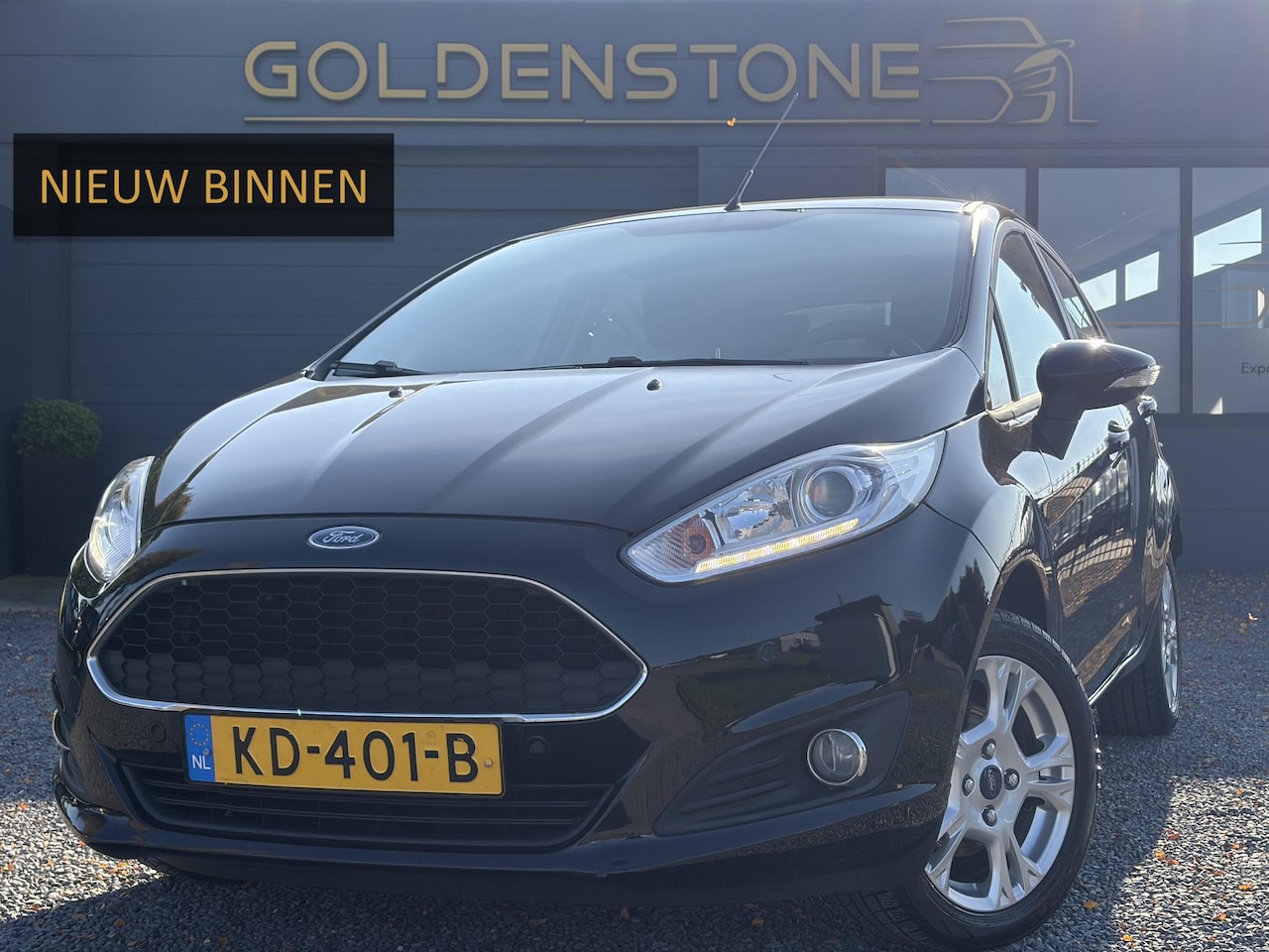 Ford Fiesta - 1.0 Style Ultimate ✓Dealer onderhouden✓Navi✓Airco✓Cruise✓5 Deurs✓Pdc V+A✓Lm velgen✓N.A.P✓N - AutoWereld.nl