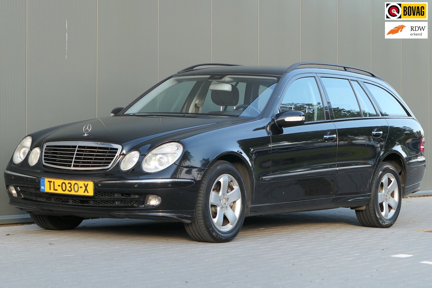 Mercedes-Benz E-klasse Combi - 200 K. Classic Youngtimer Trekhaak Leder - AutoWereld.nl