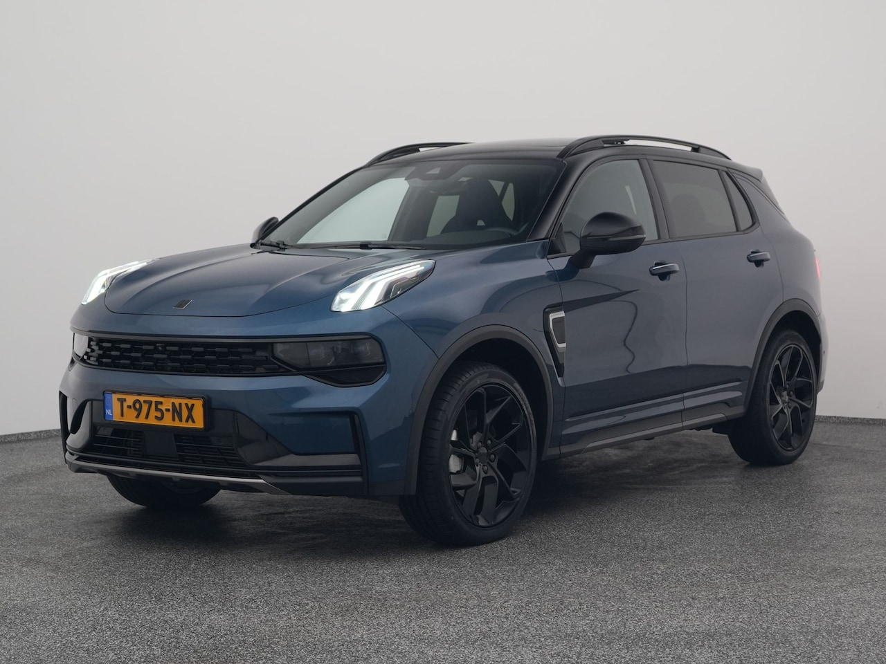 Lynk & Co 01 - 1.5 Plug-in Hybrid | 360° | BLACK | ZWARTE HEMEL | NLD AUTO - AutoWereld.nl