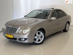 Mercedes-Benz E-klasse - 230 Avantgarde / V6 / Schuifdak / Xenon / Trekhaak