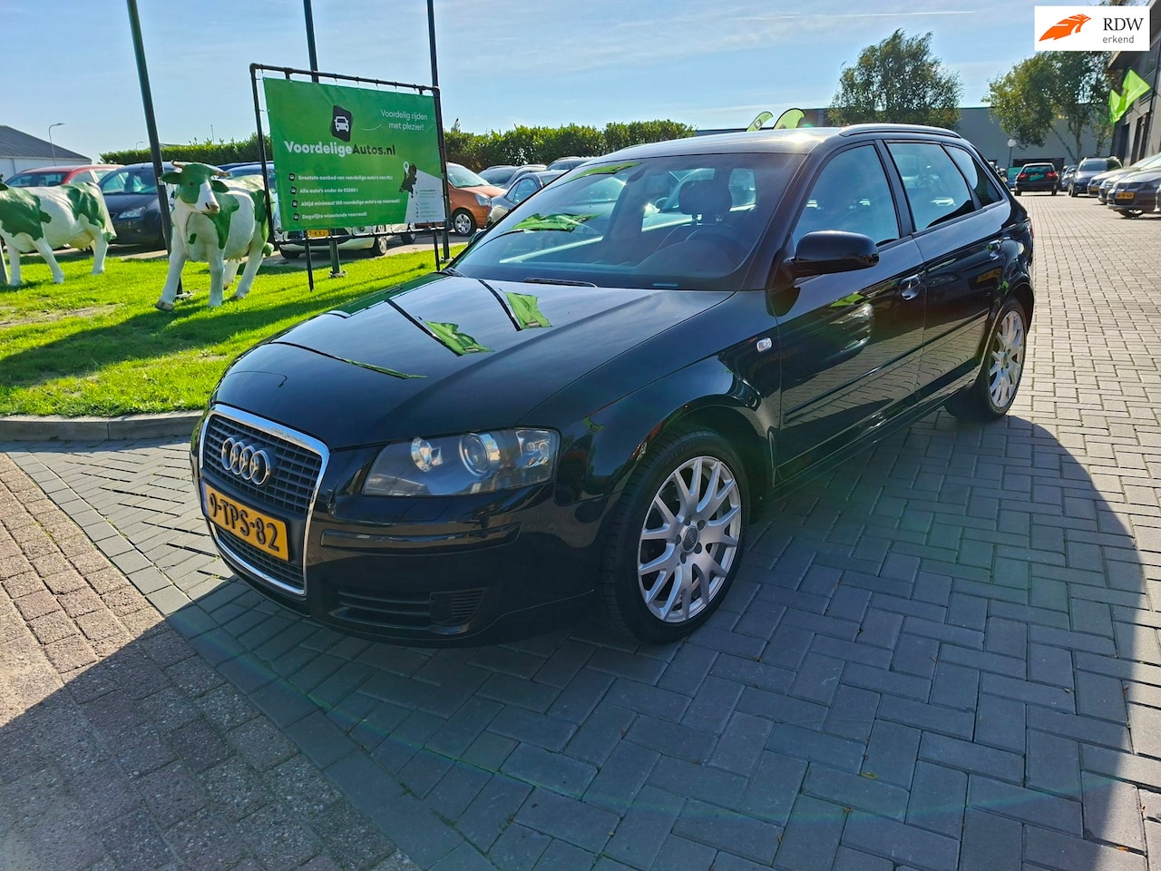 Audi A3 Sportback - 1.6 Attraction Business Edition / Leuke auto / APK nov 2027 - AutoWereld.nl
