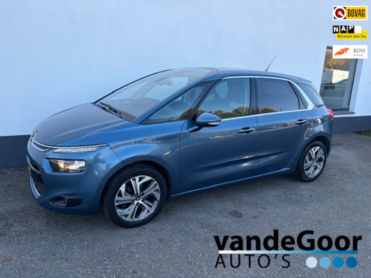 Citroën C4 Picasso - 1.2 PureTech Intensive 1.2 PureTech Intensive, '16, 1e eig., luxe, nette auto ! - AutoWereld.nl