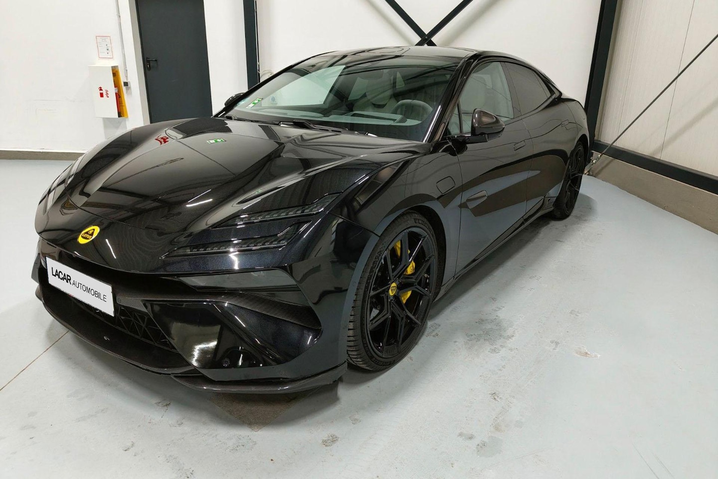 Lotus Emeya - R I 919 pk I Keramisch I KEF Ref. I 4WS - AutoWereld.nl