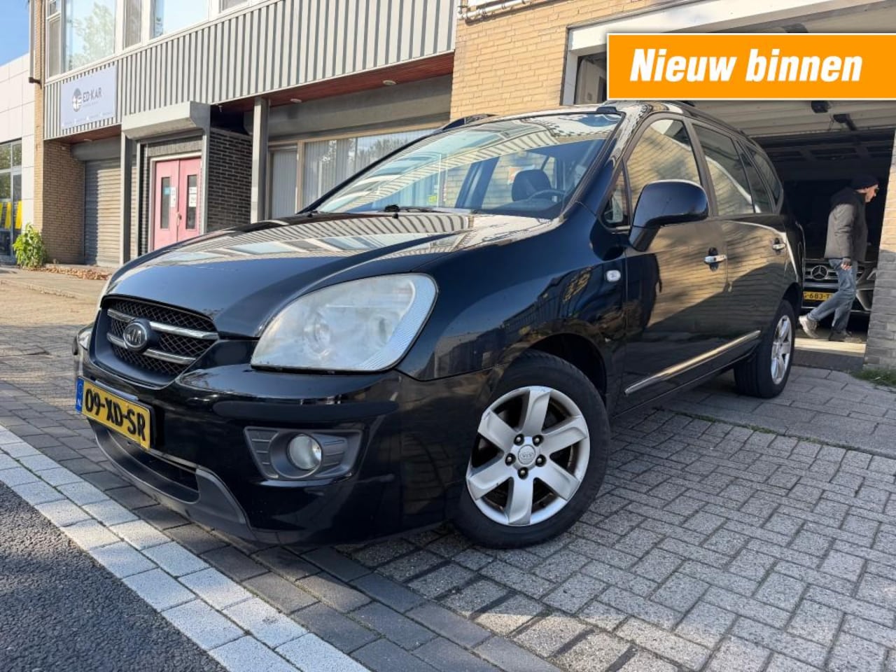 Kia Carens - 2.0 CVVT X-ecutive AUTOMAAT AIRCO LPG NAP RIJDT GOED - AutoWereld.nl