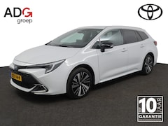 Toyota Corolla Touring Sports - Hybrid 140 Dynamic | Parkeersensoren Voor en Achter | Stoel en Stuurverwarming | Adaptive