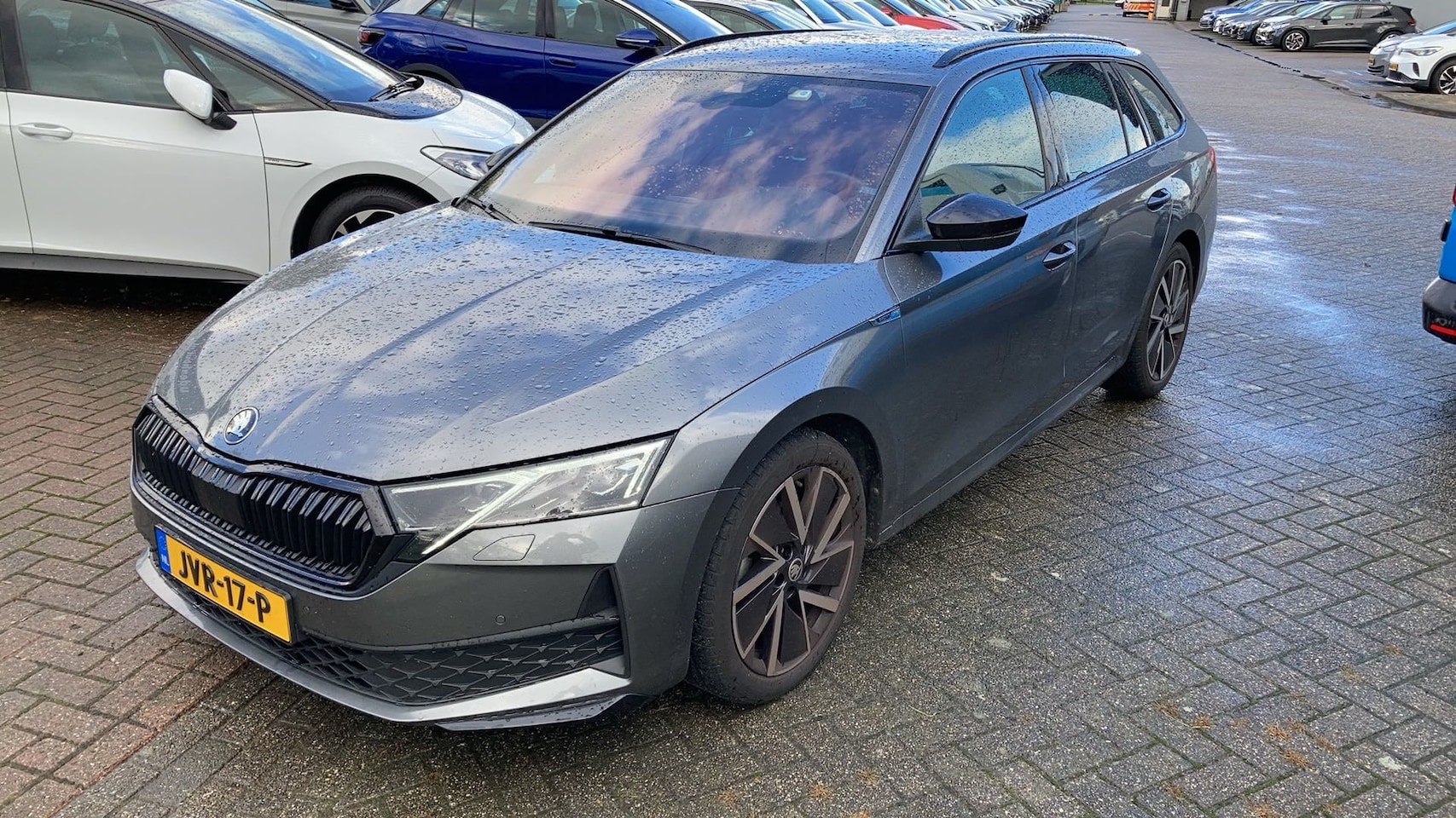 Skoda Octavia Combi - 1.5 TSI MHEV Sportline Business nieuwe model Navigatie - AutoWereld.nl