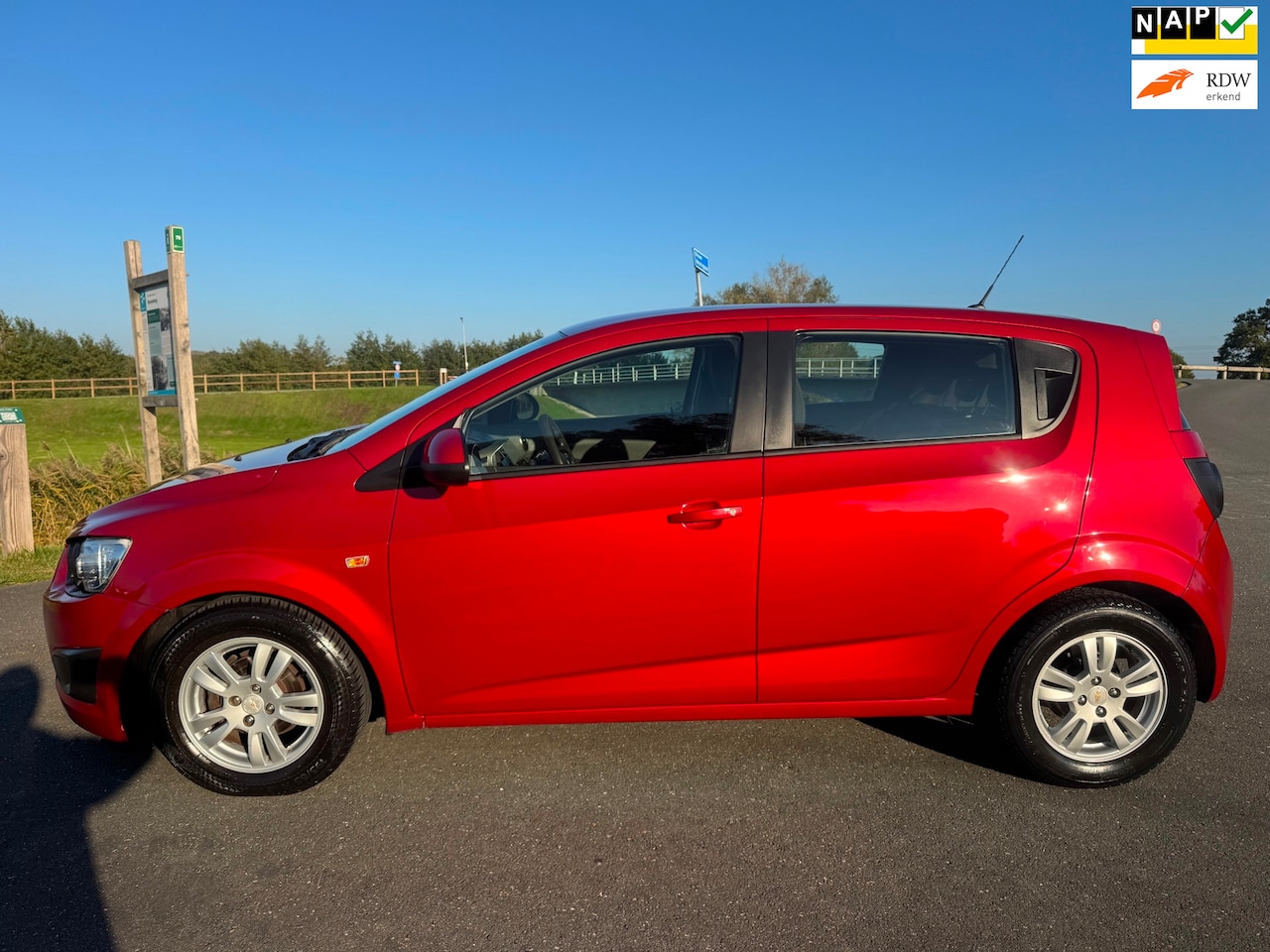 Chevrolet Aveo - 1.2 LT 1.2 LT - AutoWereld.nl