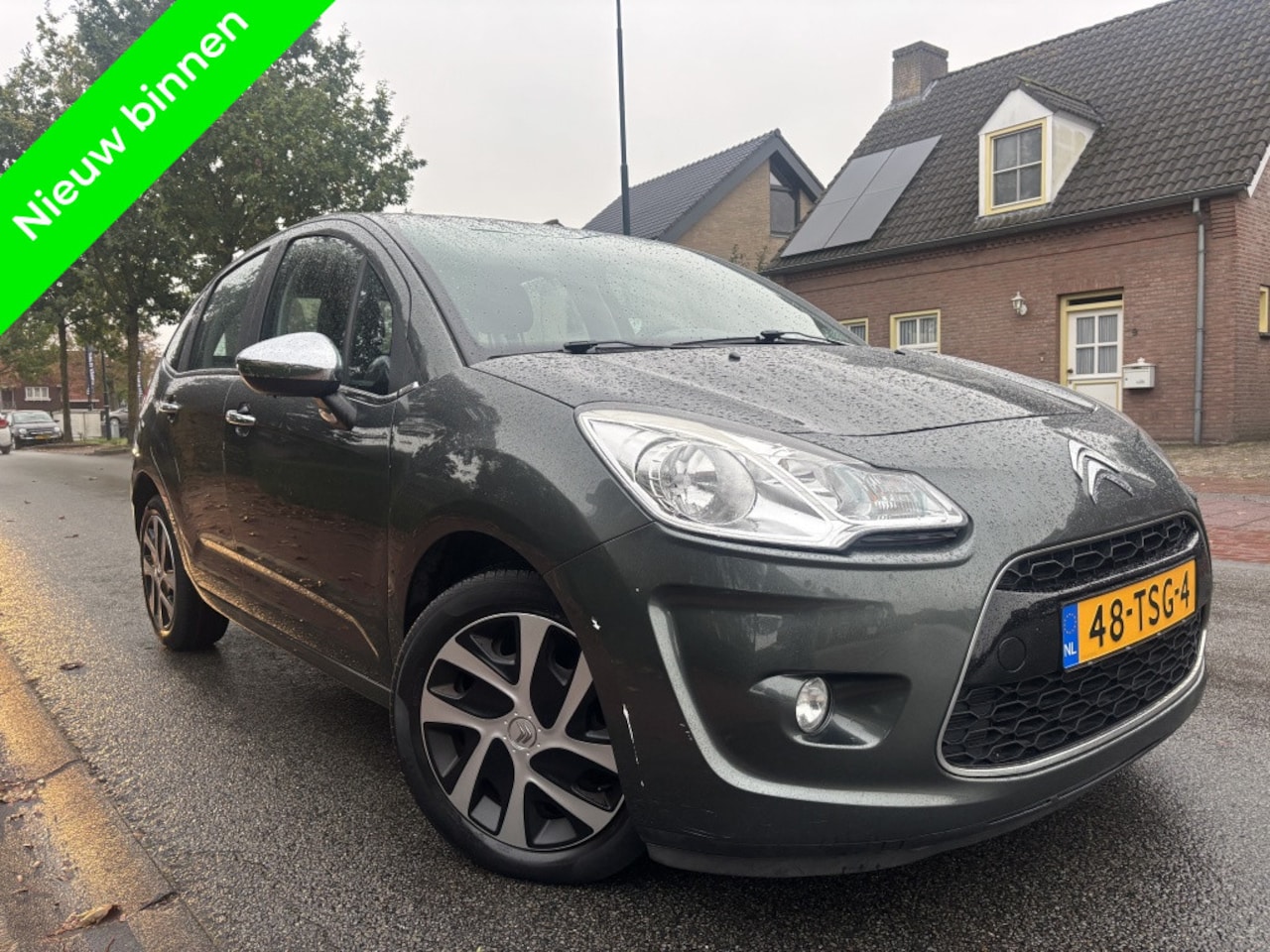 Citroën C3 - 1.6 eHDi Collection Pano Navi Clima Lage km Cruise Sensoren - AutoWereld.nl