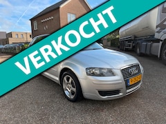 Audi A3 Sportback - 1.6 FSI Attraction