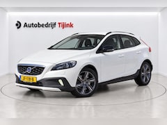 Volvo V40 Cross Country - 2.0 T3 Momentum | Xenon | Trekhaak | Stoelverwarming | Navi | PDC | Cruise | LMV 18" |