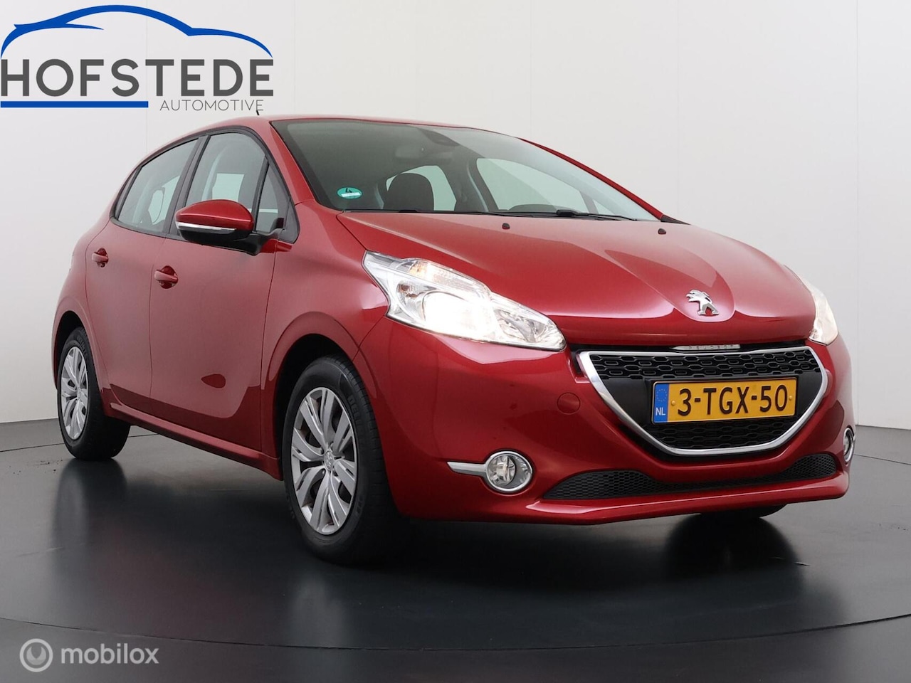 Peugeot 208 - 1.2 VTi Allure | Airco | Nieuwe Distributieriem - AutoWereld.nl