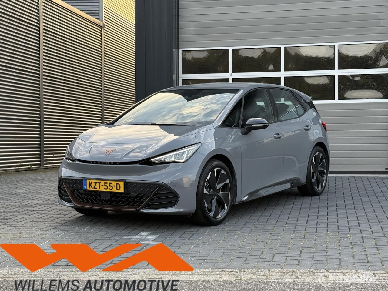 CUPRA Born - Impulse 62 kWh 204PK Vapor Grey|19'inch|SOH96% - AutoWereld.nl