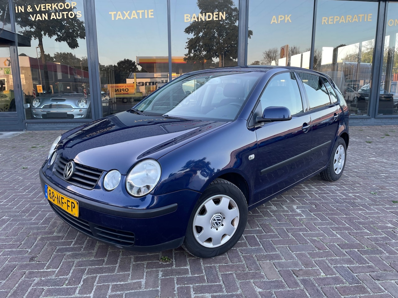 Volkswagen Polo - 1.4-16V Comfortline Cruisecontrol|Airco|APK|5DRS|Trekhaak|Boekjes - AutoWereld.nl