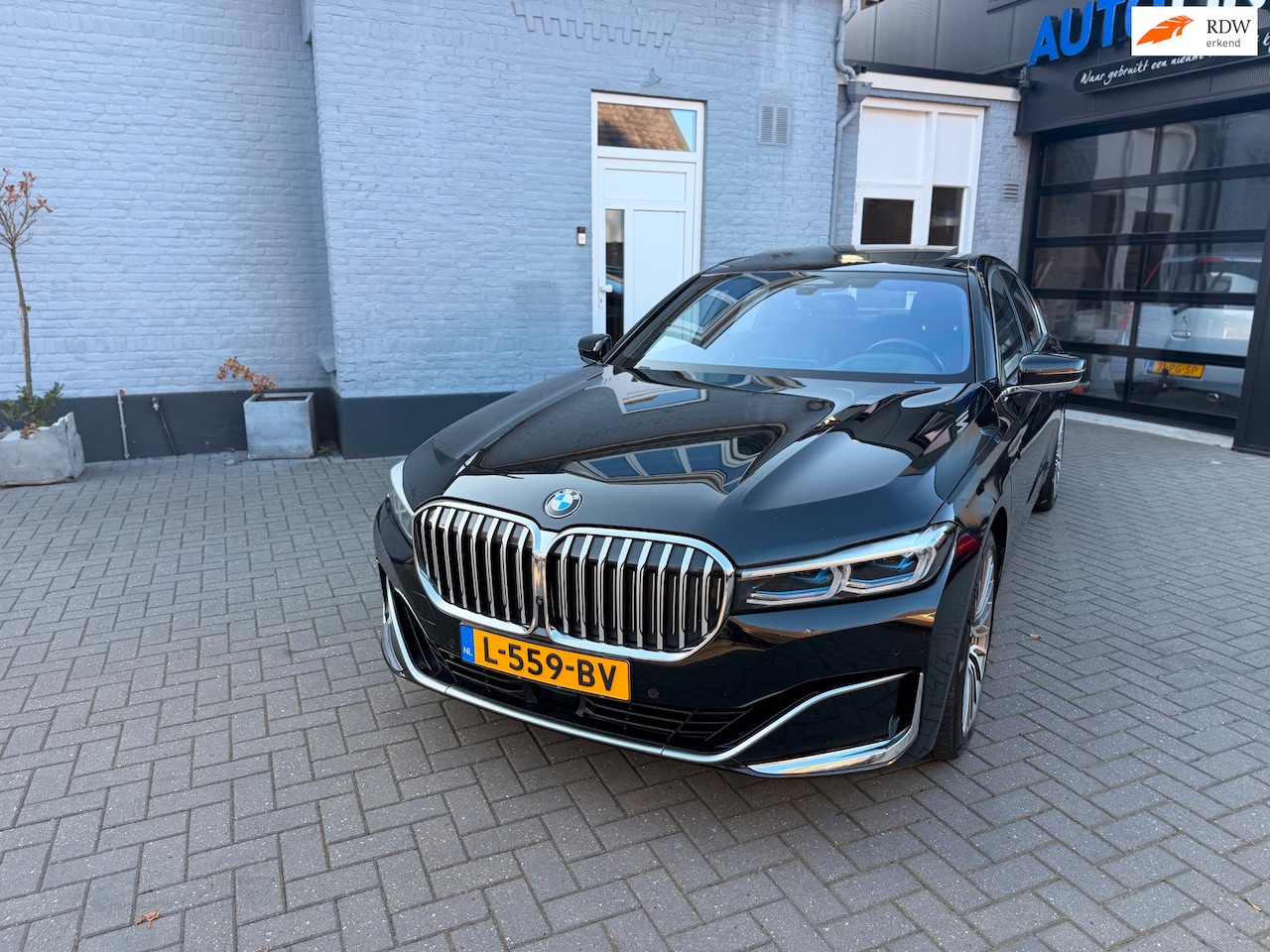 BMW 7-serie - 745e | HUD | SOFTCLOSE | 360 gr CAMERA | SCHUIFDAK | - AutoWereld.nl