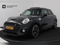 MINI 5-Deurs - 2.0 Cooper S Chili Serious Business JCW (PANORAMADAK, H/K AUDIO, CRUISE CONTROL)