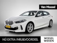 BMW 1-serie - 118i High Executive | M PAKKET | SFEERVERLICHTING | PARKEERSENSOREN | STOELVERWARMING | CR
