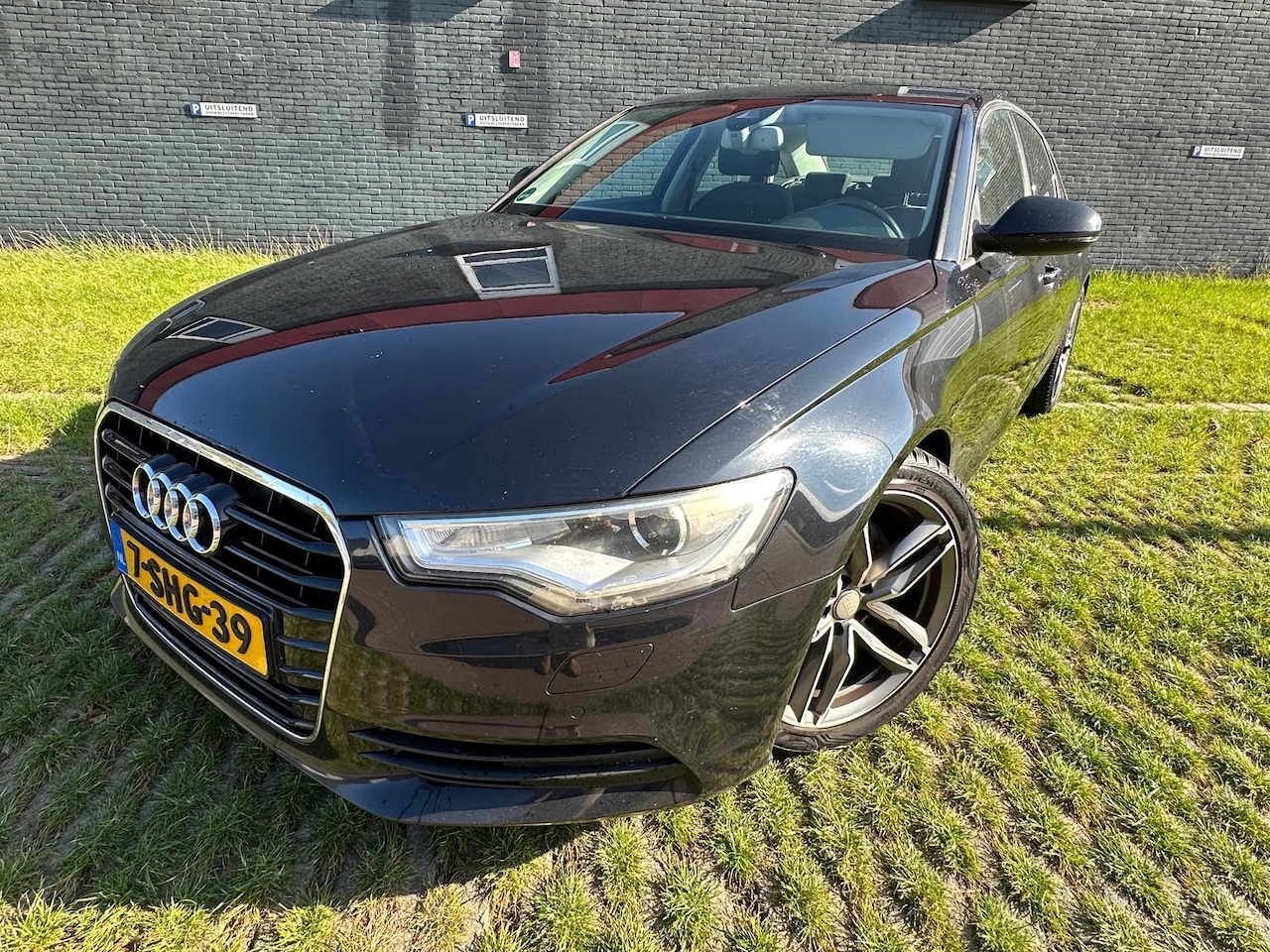 Audi A6 Limousine - AUTOMAAT MET NAVIGATIE, AIRCO & EVT NIEUW JAAR APK! - AutoWereld.nl