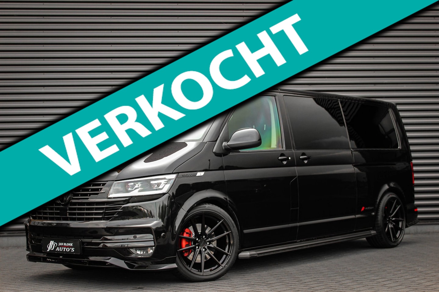 Volkswagen Transporter - 2.0 TDI L2H1 199PK JB-EDITION DSG / PDC / SCHROEFSET / LEDEREN BEKLEDING / FULL / APPLE CA - AutoWereld.nl