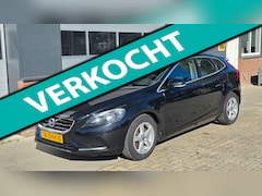 Volvo V40 - 1.6 T3 Momentum Nette staat | Camera | PDC | NAVI