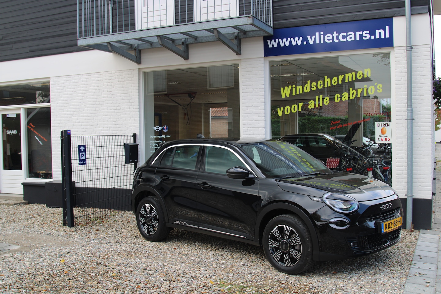 Fiat 600 - 1.2 Hybrid Urban Fiat 600 1.2 Hybrid Urban Automaat 6 versnellingen Carplay Airco 110 PK - AutoWereld.nl