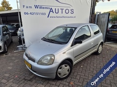 Toyota Yaris - 1.3-16V VVT-i Sol