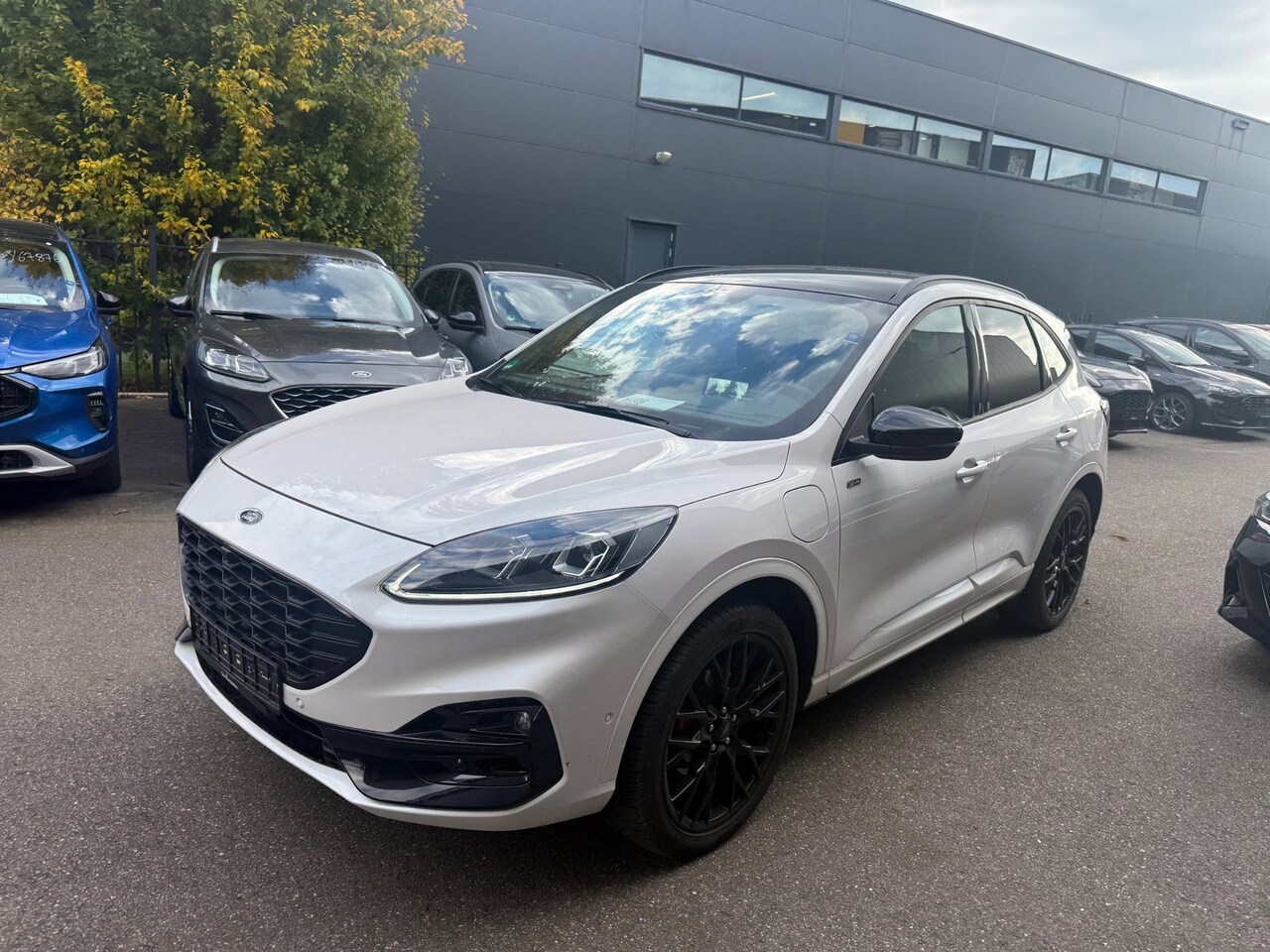Ford Kuga - 2.5 225pk PHEV Graphite Tech Edition Trekhaak, Navi, Camera's, HUD etc. etc. - AutoWereld.nl