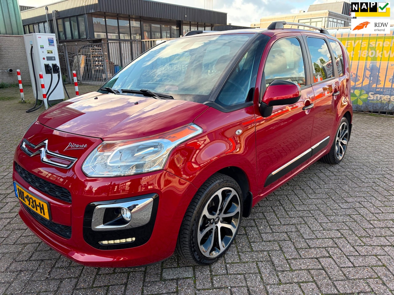 Citroën C3 Picasso - 1.2 PureTech Collection / Camera / Navigatie / Trekhaak - AutoWereld.nl
