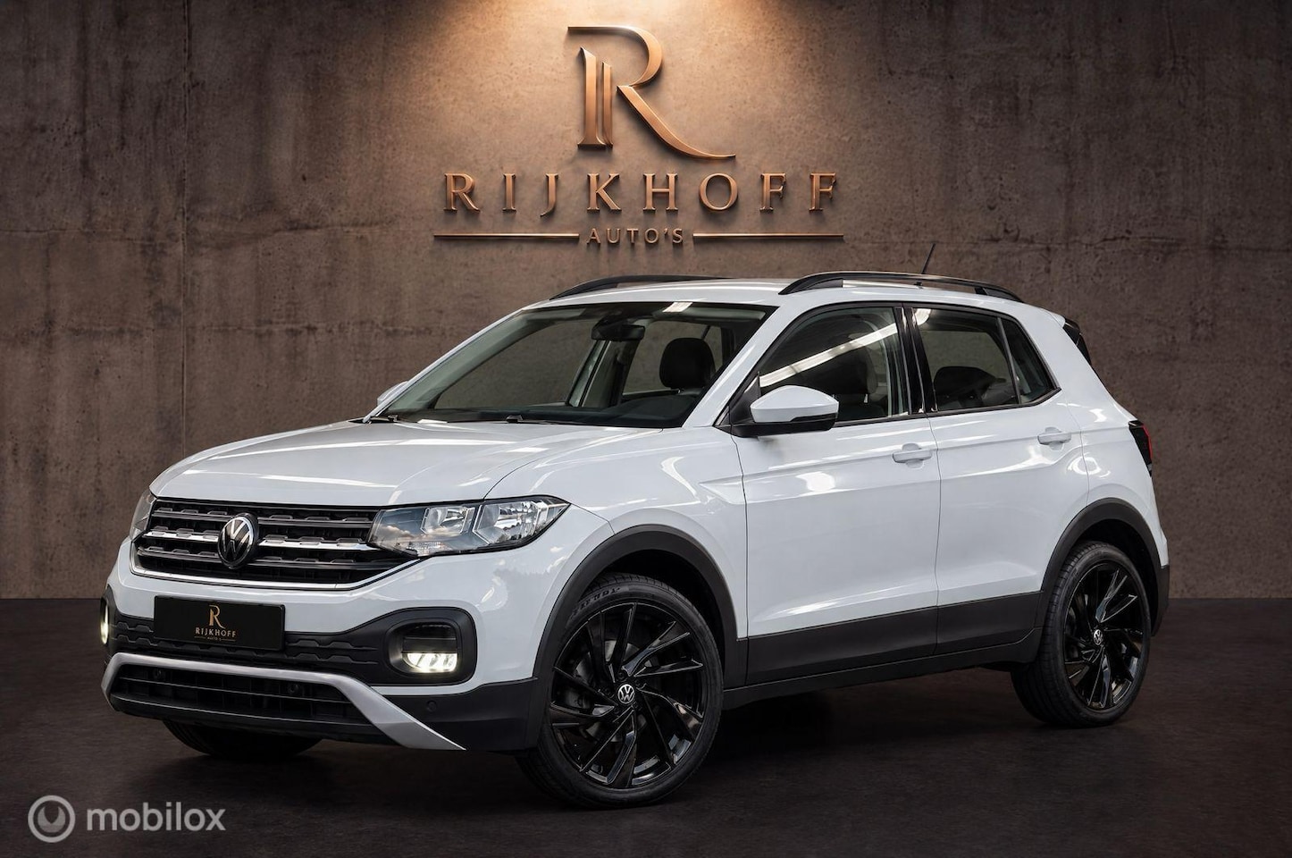 Volkswagen T-Cross - | Automaat | Ascot Grey | Camera - AutoWereld.nl