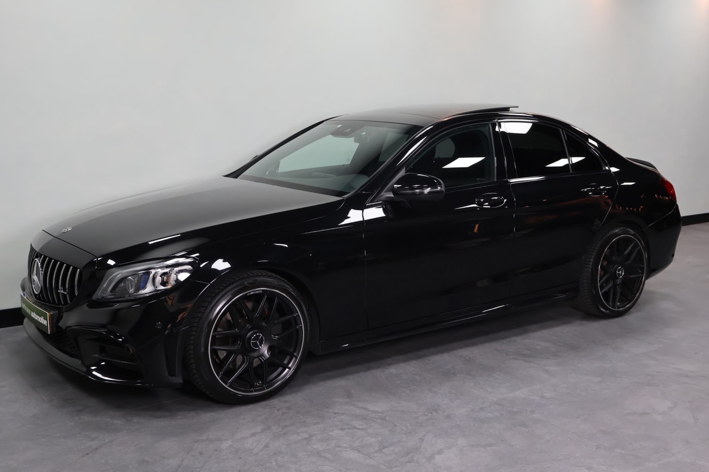 Mercedes-Benz C-klasse - Premium Plus AMG Pack - AutoWereld.nl
